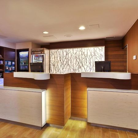 Fairfield Inn Ann Arbor Bagian luar foto