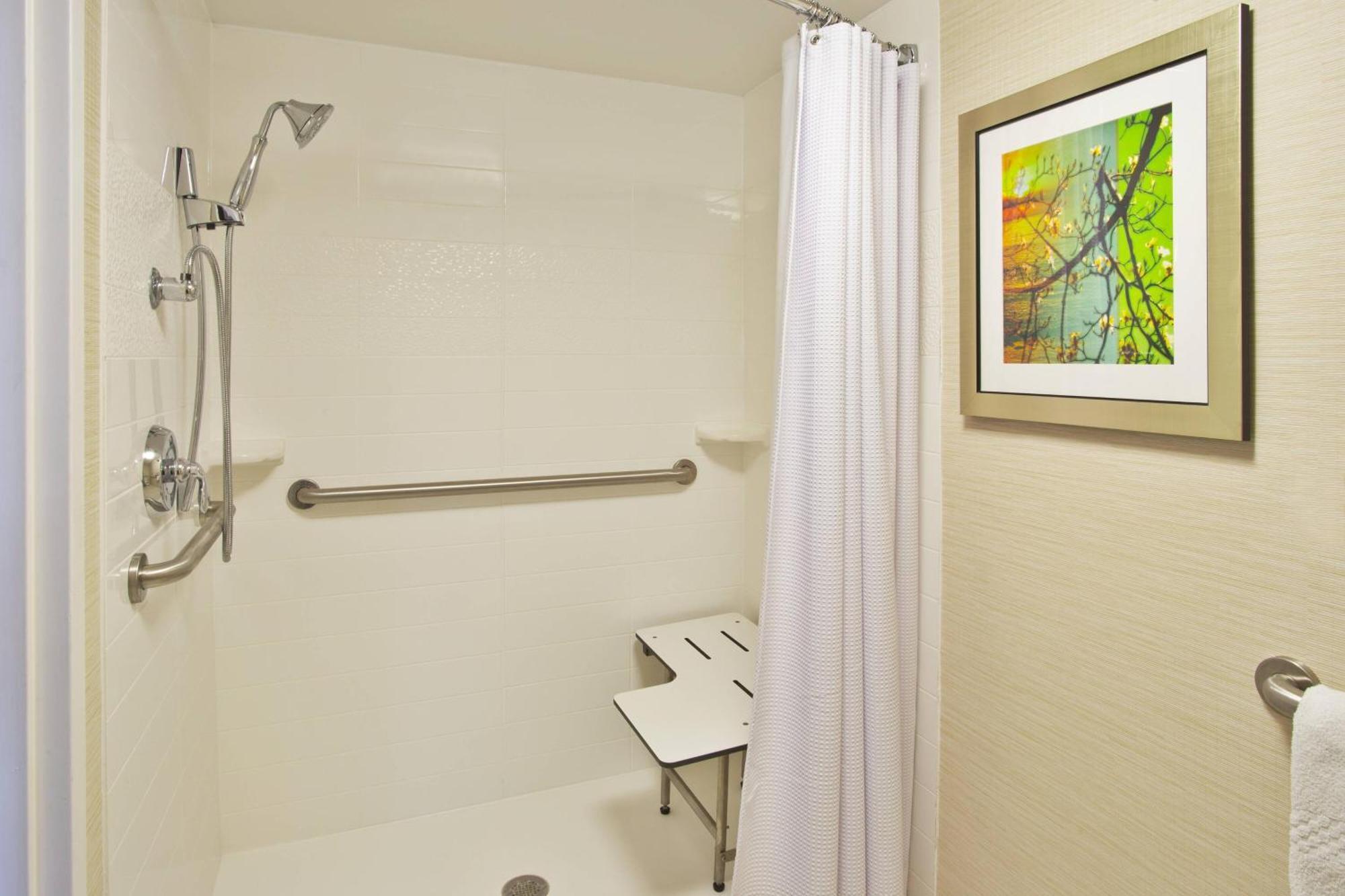 Fairfield Inn Ann Arbor Bagian luar foto